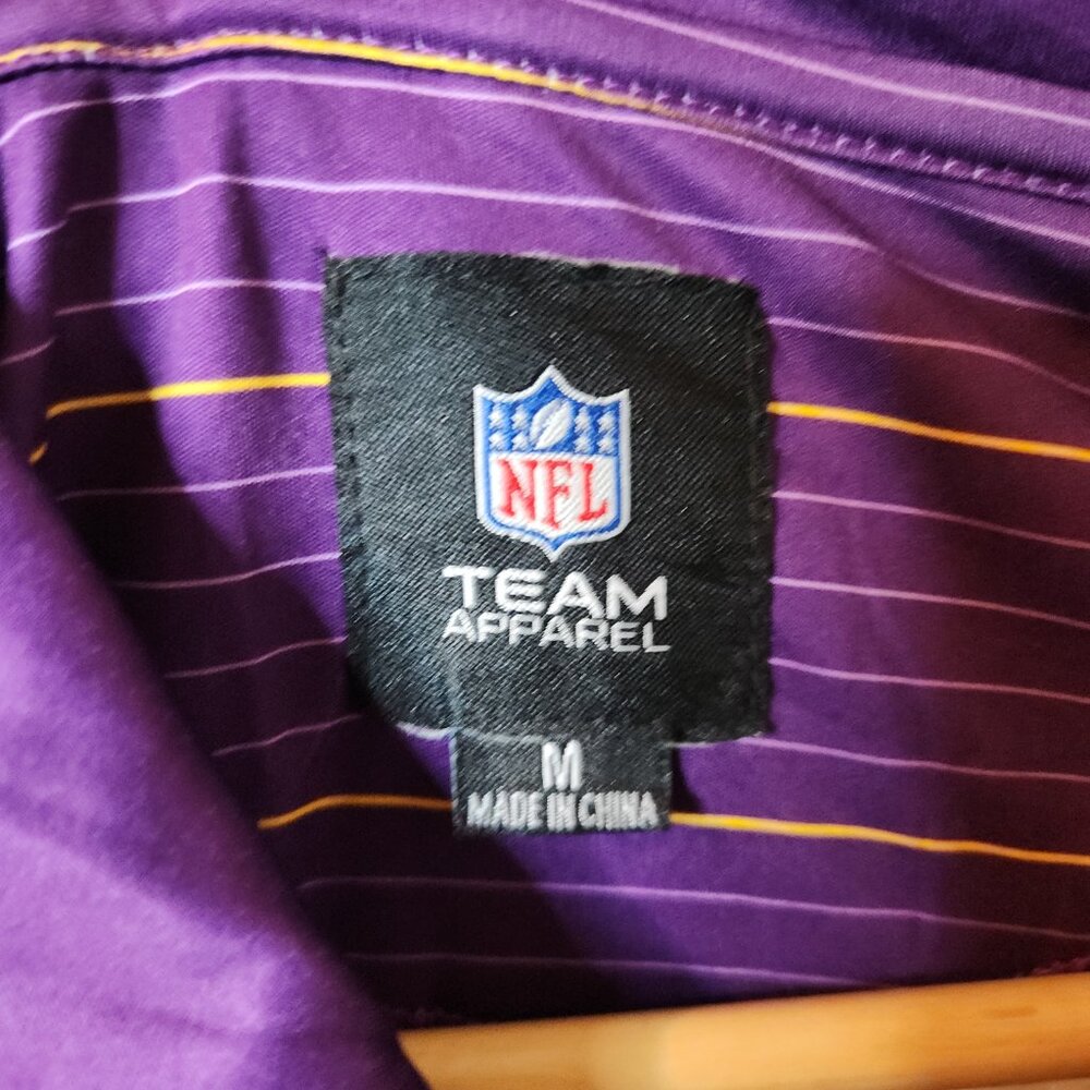 NFL Team Apparel Minnesota Vikings Men's Striped Polo Shirt - Size Medium Purple - Picture 9 of 10